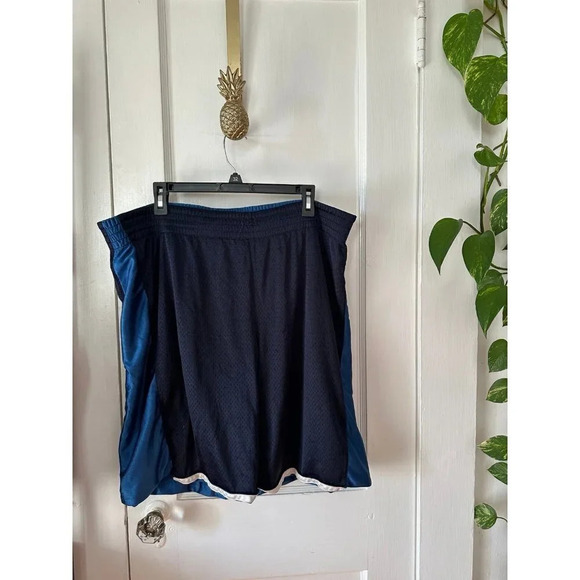 Men’s size Large blue basketball shorts - Picture 2 of 12